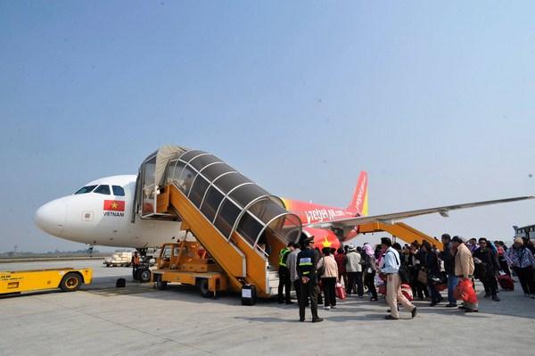 Đi máy bay từ Hà Nội vào Sài Gòn mất bao lâu?