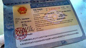 Thủ tục xin visa tại sân bay
